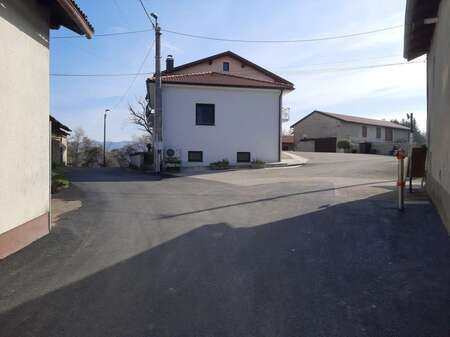 Prenovljena cesta na Studeni Gori 